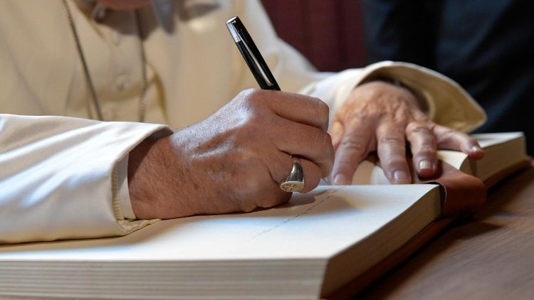 Paus kepada para Pastor Paroki: Gereja Tidak Dapat Berjalan tanpa Pengabdian Anda